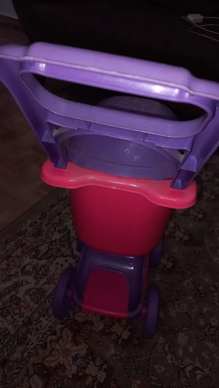 کالسکه اسباب بازی بچه|اسباب‌بازی بچه|لاهیجان, پردسر|دیوار