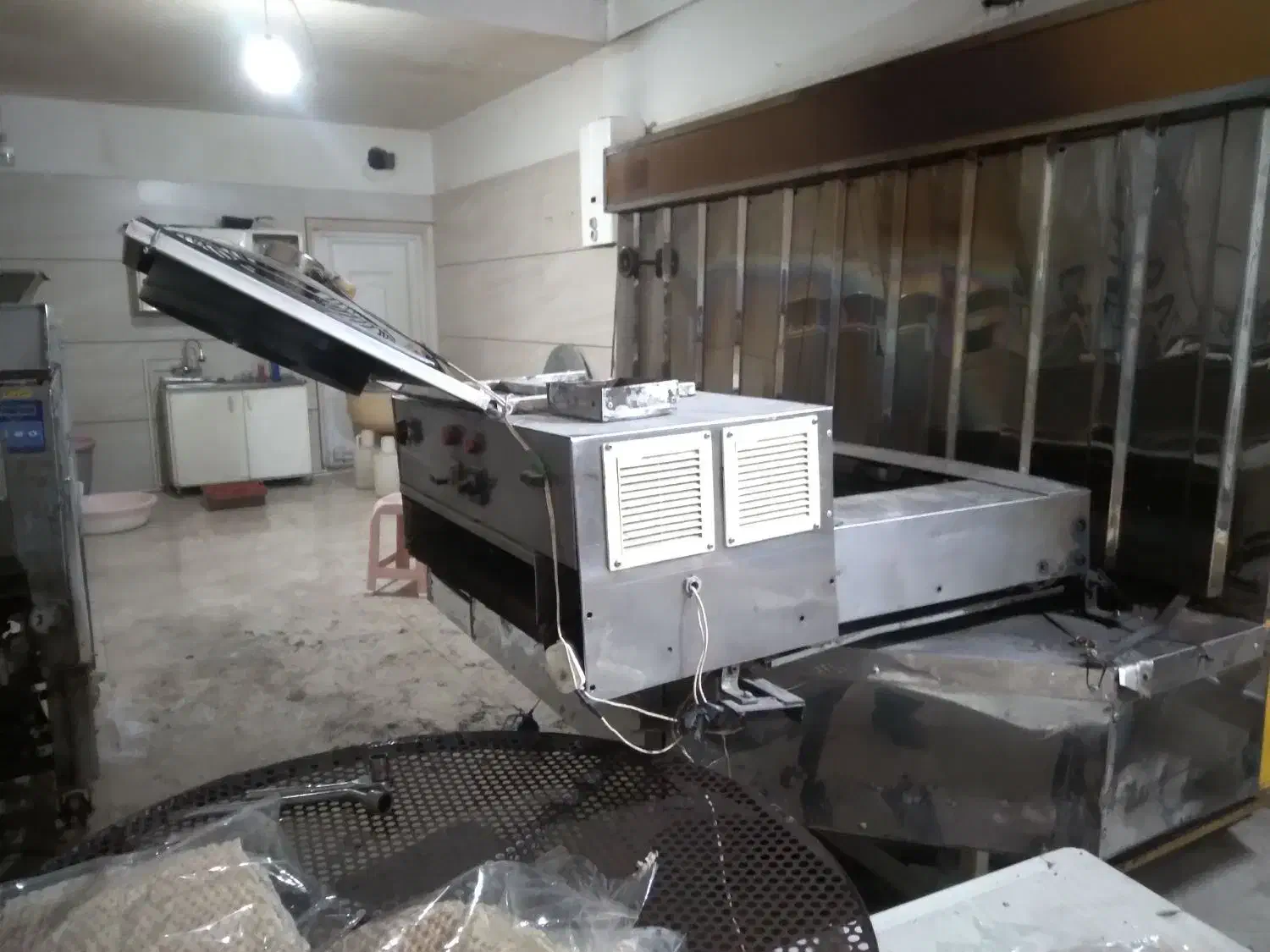 فرنانوای لواشی و نان در ار|ماشین‌آلات صنعتی|اردبیل, |دیوار