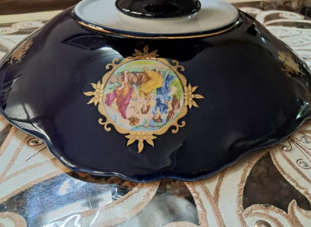 میوه خوری سه دختر|ظروف سرو و پذیرایی|کهریزک, |دیوار