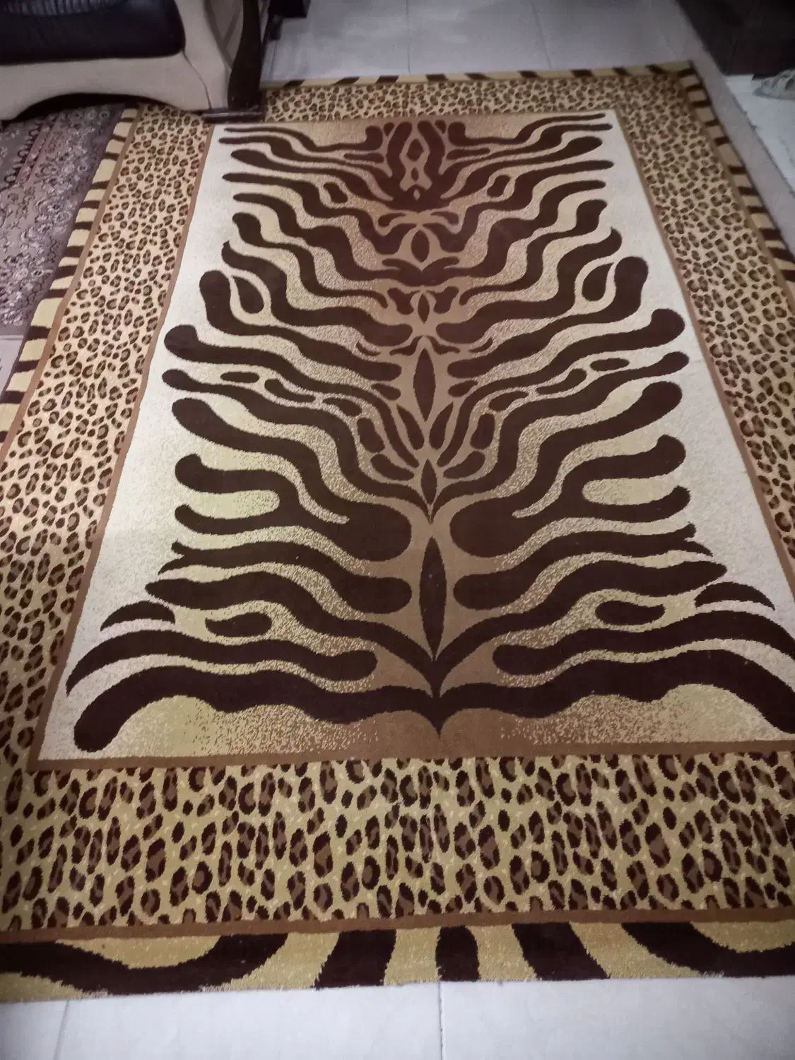 فرش فانتزی بسیار ضخیم|فرش|شاندیز, |دیوار