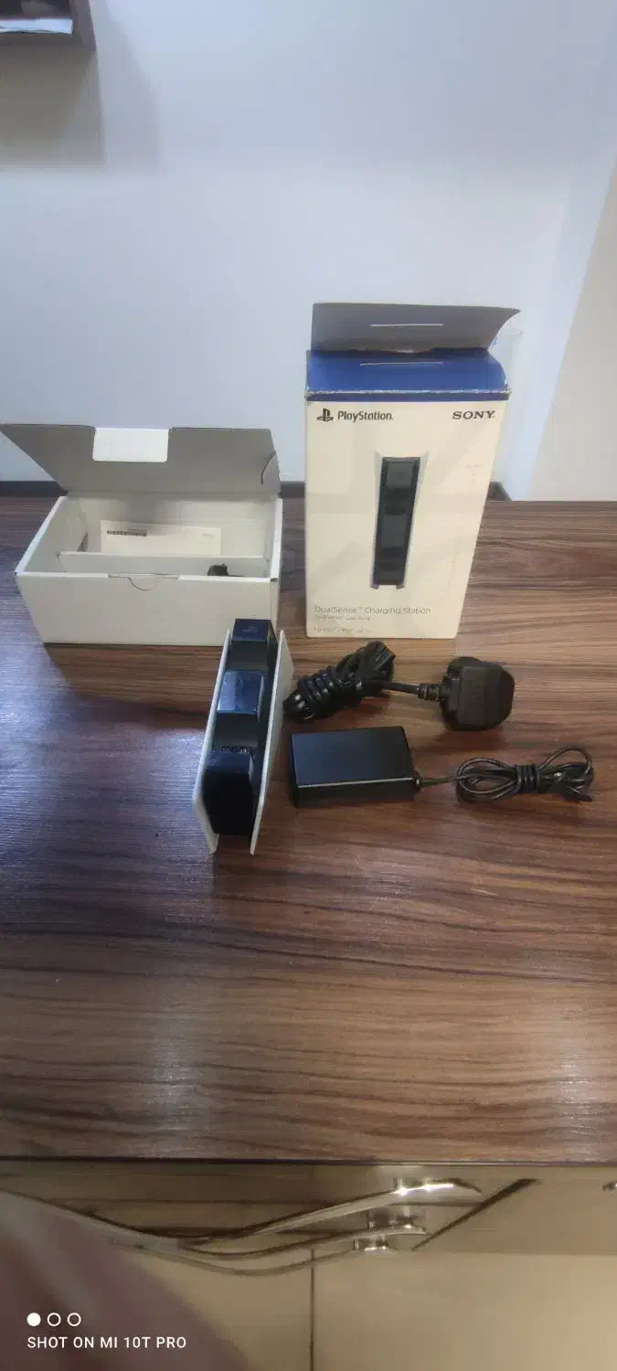 شارژر پلی استیشن ۵|کنسول، بازی ویدئویی و آنلاین|اصفهان, خانه اصفهان|دیوار