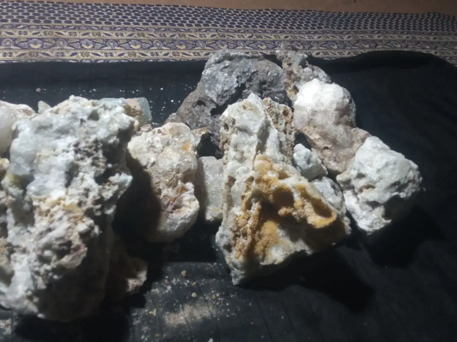 سنگ قیمتی|کلکسیون اشیاء عتیقه|پائین جام, |دیوار