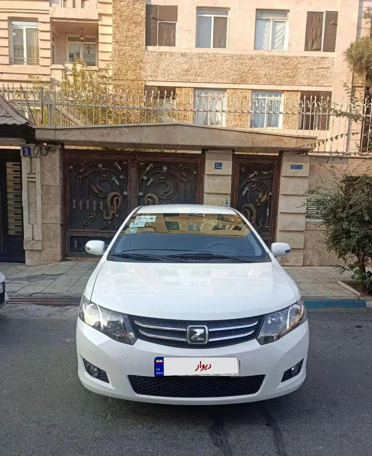 آریو سفید ۹۶|خودرو سواری و وانت|تهران, امامت|دیوار