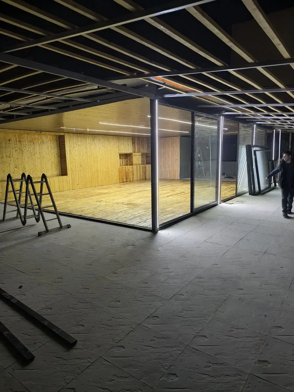 اجاره روف گاردن جهت کافه رستوران|اجارهٔ مغازه و غرفه|قم, پردیسان|دیوار