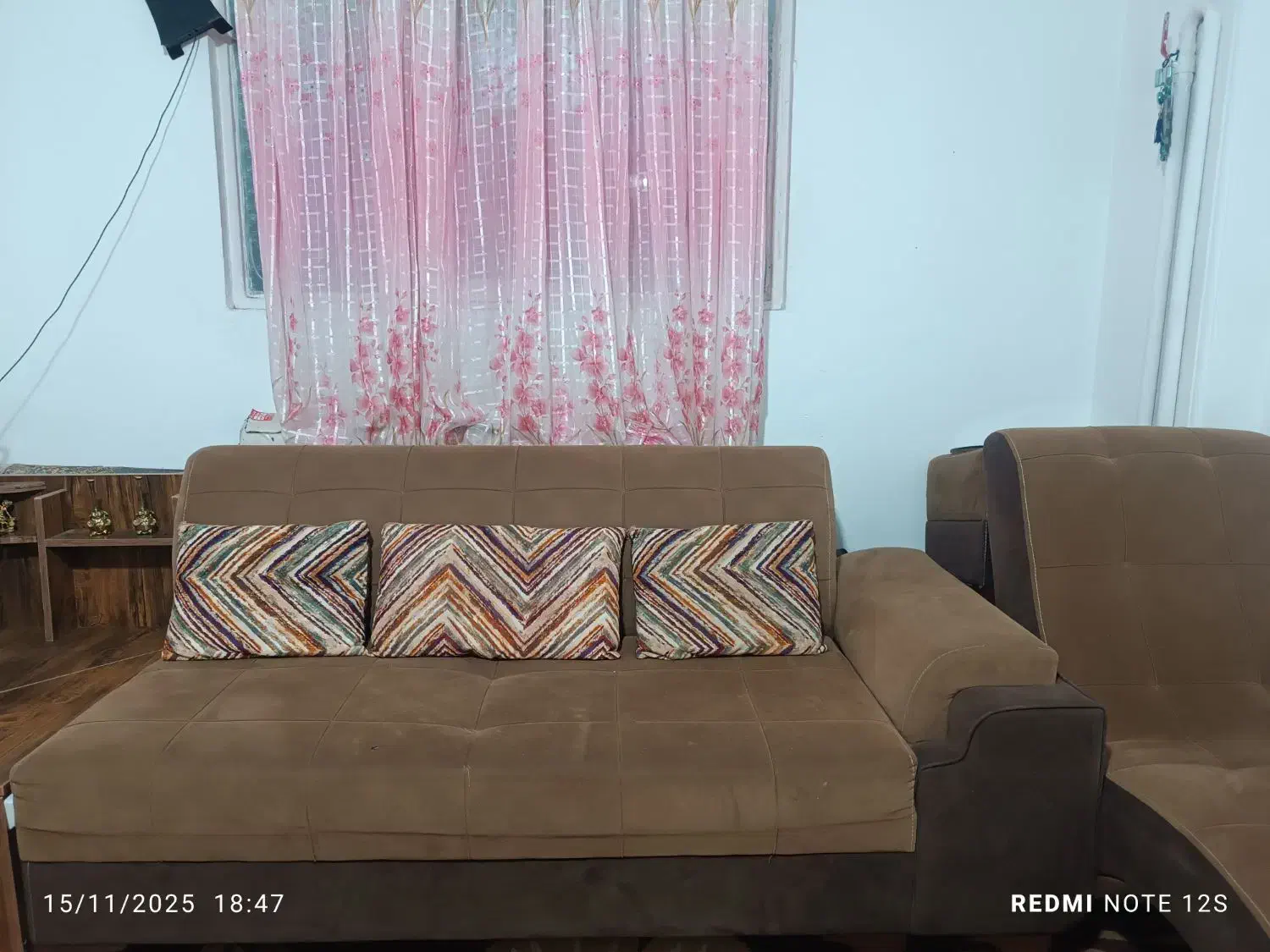 مبل ها معاوضه با چرخ کاچیران سالم|مبلمان خانگی و میز عسلی|بومهن, |دیوار