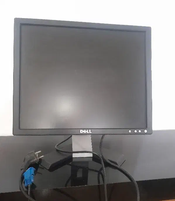 مانیتور کامپیوتر برند DELL|قطعات و لوازم جانبی رایانه|بندر انزلی, معلم|دیوار