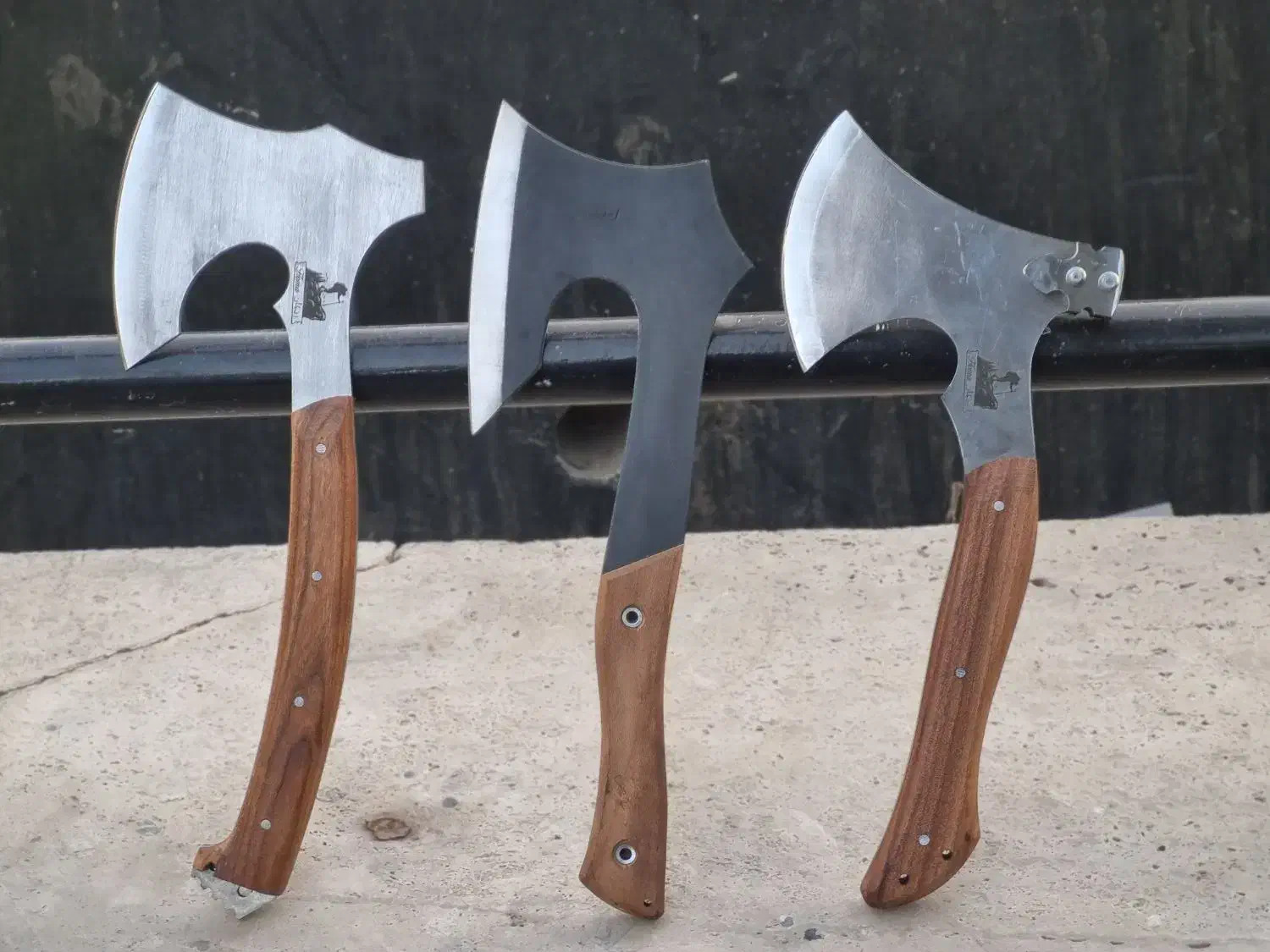 تبر فولادی/تبر فنری/تبر طبیعت گردی|کوهنوردی و کمپینگ|اندیشه, اندیشه فاز ۳|دیوار