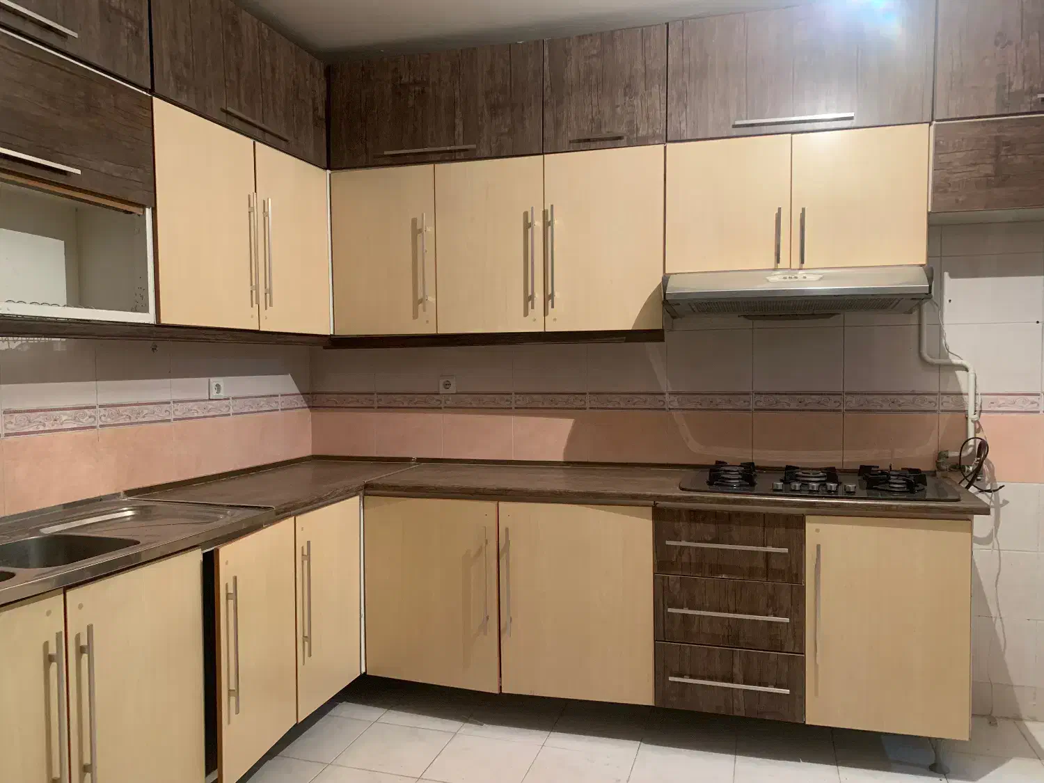 ۱۵متر کابینت mdf ام دی اف و درب کمد و درب اتاقها|مصالح و تجهیزات ساختمان|تهران, مینی‌سیتی (شهرک نفت)|دیوار