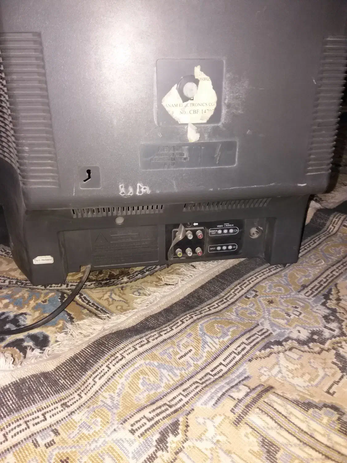 تلویزیون ۲۱مناسب|تلویزیون و پروژکتور|لنجان, |دیوار