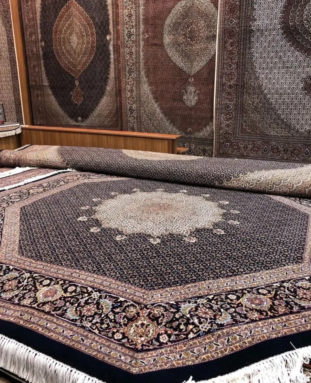 تبریز‌کاشان‌نایین‌قم‌اردکان کارشناس‌خریداری‌فرش|فرش|تهران, شهرک غرب|دیوار