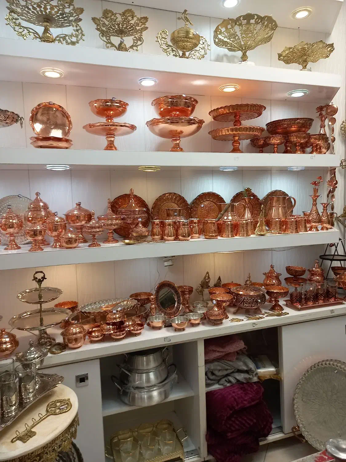 شرایطی داریم بدون ضامن وچک|صنایع دستی و سایر لوازم تزئینی|نهاوند, |دیوار