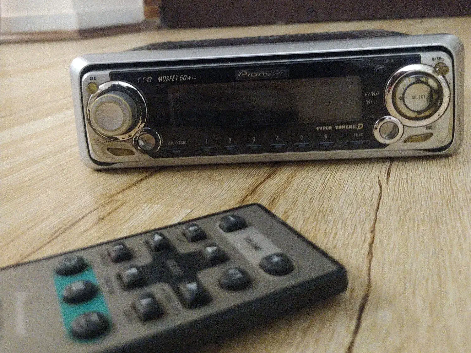 پخش ماشین سی دی|صوتی و تصویری|ساری, |دیوار