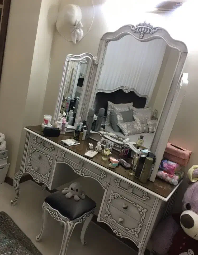 سرویس خواب|تخت و سرویس خواب|اصفهان, امامزاده اسماعیل|دیوار