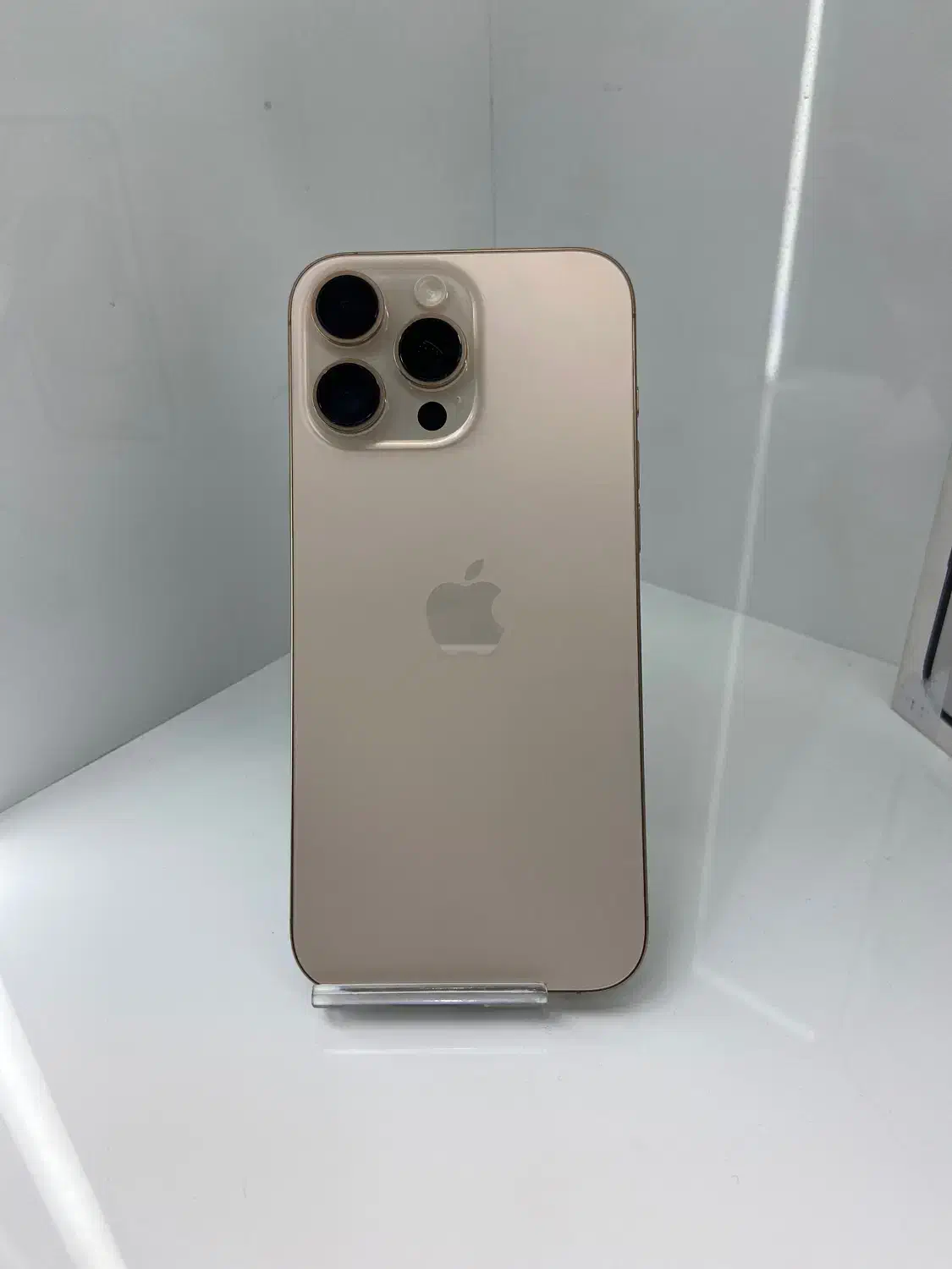 اپل iPhone ایفون ۱۶ پرومکس دیزرت با ریجستر شرکتی|موبایل|اصفهان, احمدآباد|دیوار