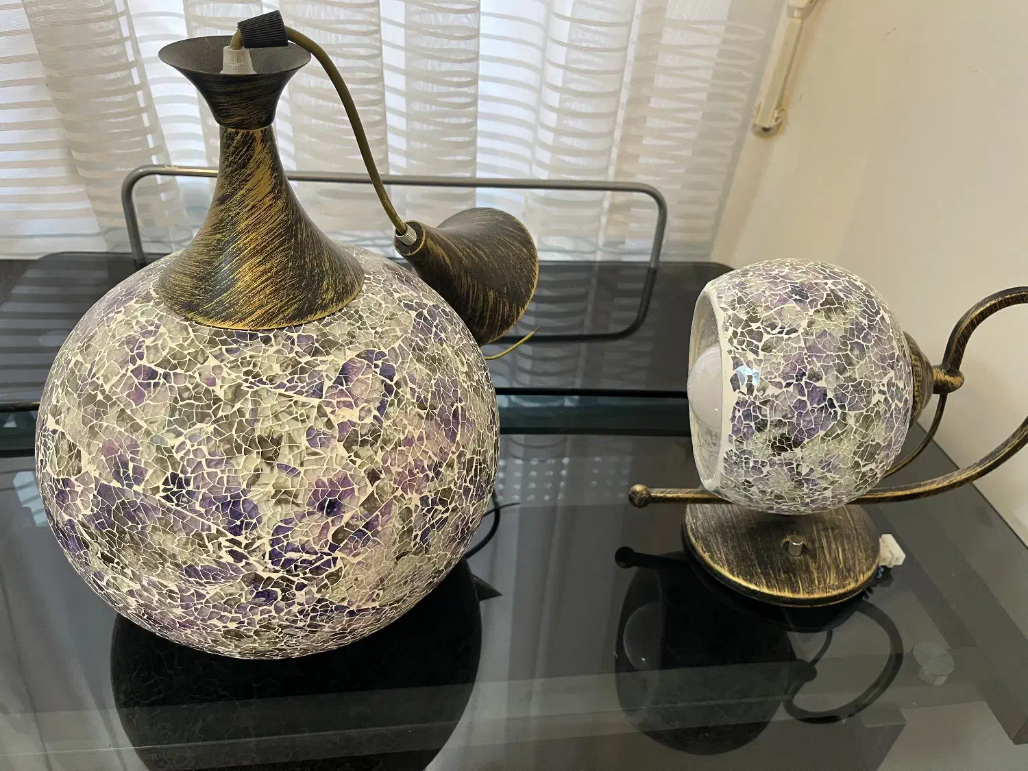 لوستر|لوستر و چراغ آویز|اصفهان, باغ زیار|دیوار