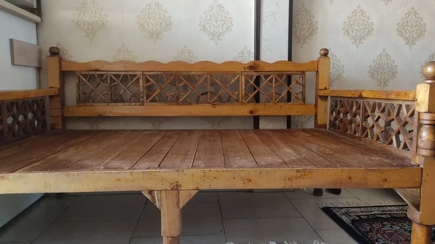 تخت سنتی|مبلمان خانگی و میز عسلی|پاکدشت, پاکدشت (مامازند)|دیوار