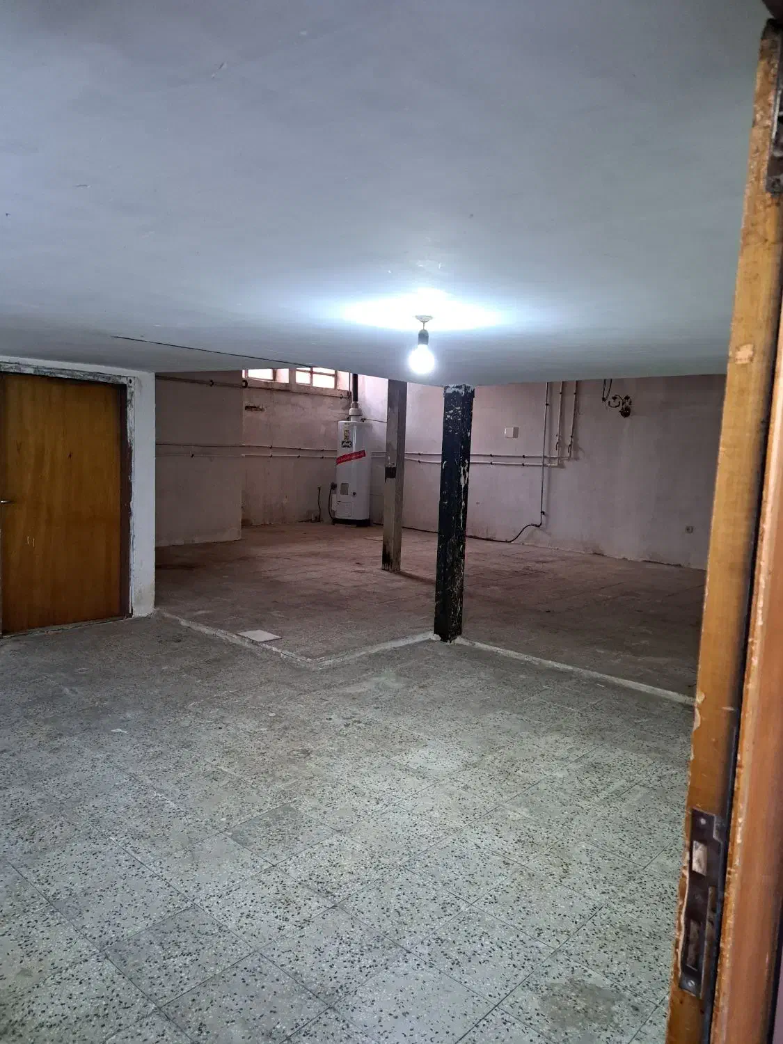 اجاره زیرزمین‌ جهت انبار|اجارهٔ دفتر صنعتی، کشاورزی، تجاری|ارومیه, |دیوار