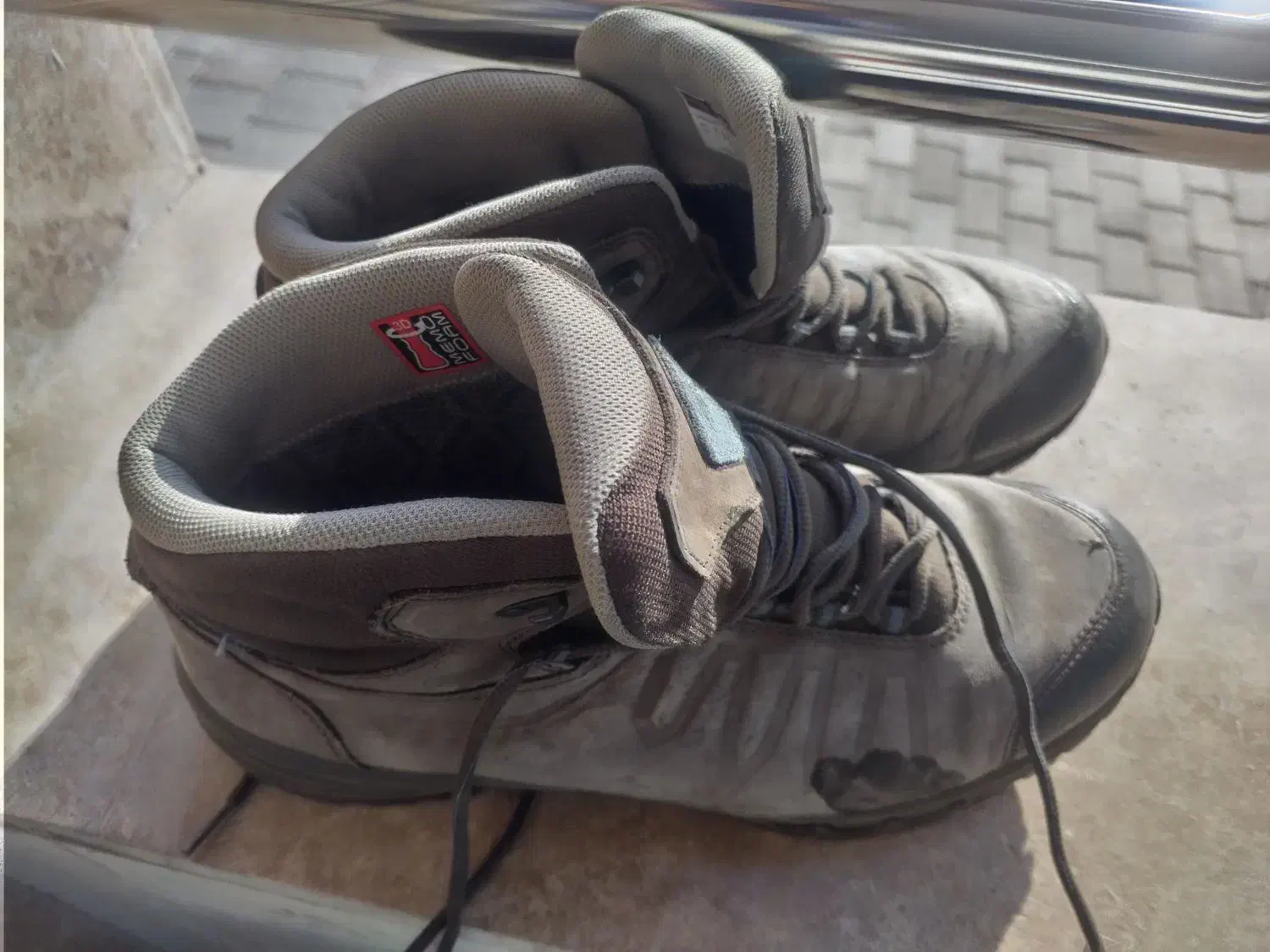 نیم بوت ماموت سایز46|کیف، کفش، کمربند|تهران, قصر فیروزه ۱|دیوار