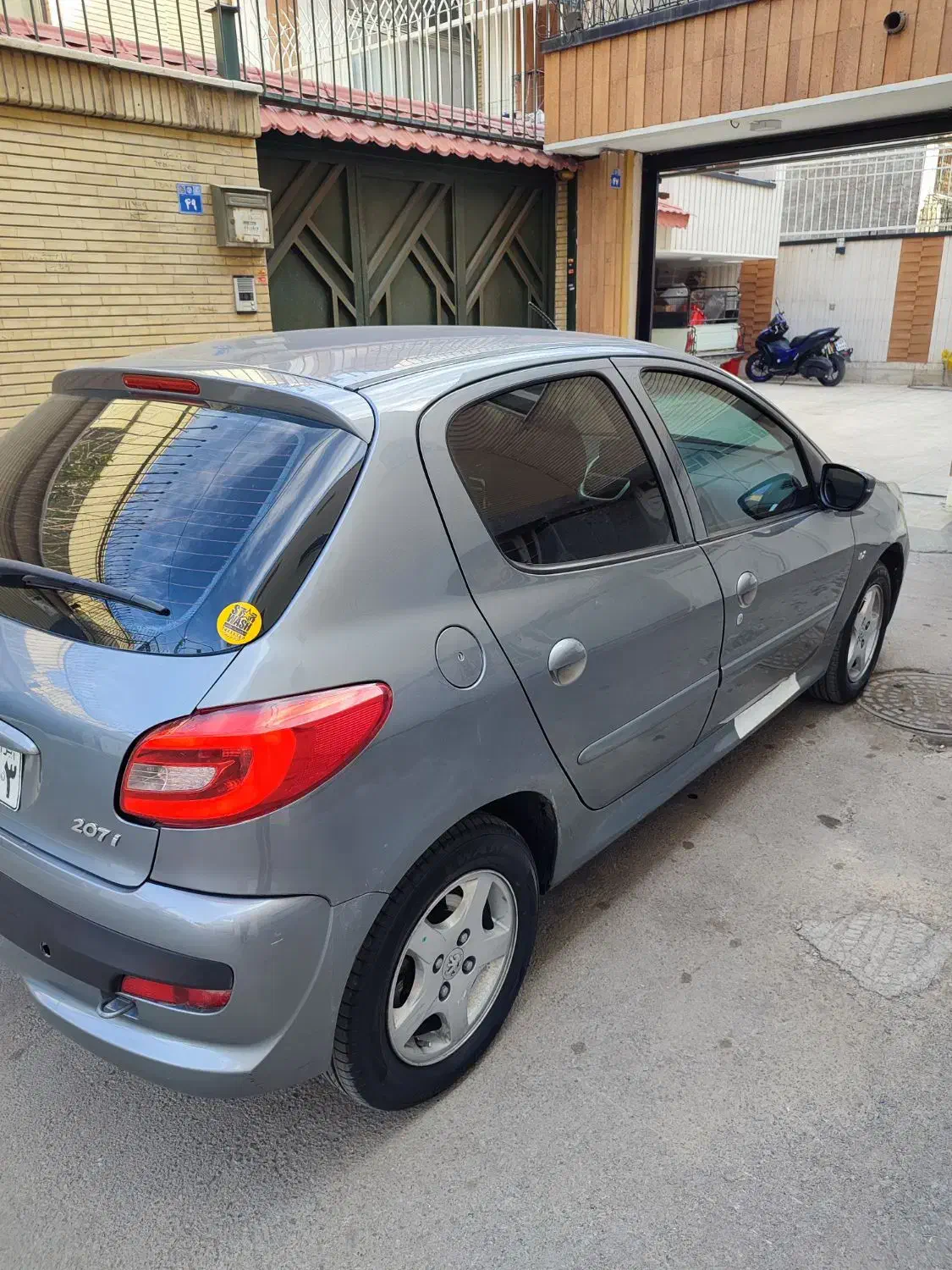 207 دنده ای مدل 96|خودرو سواری و وانت|اصفهان, طامه|دیوار