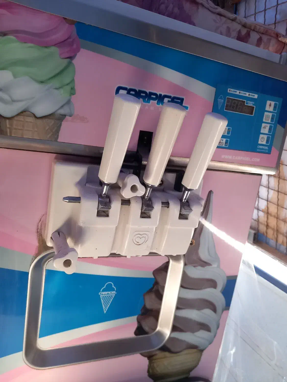 دستگاه بستنی کارپیژل|سایر لوازم برقی|گنبد کاووس, |دیوار