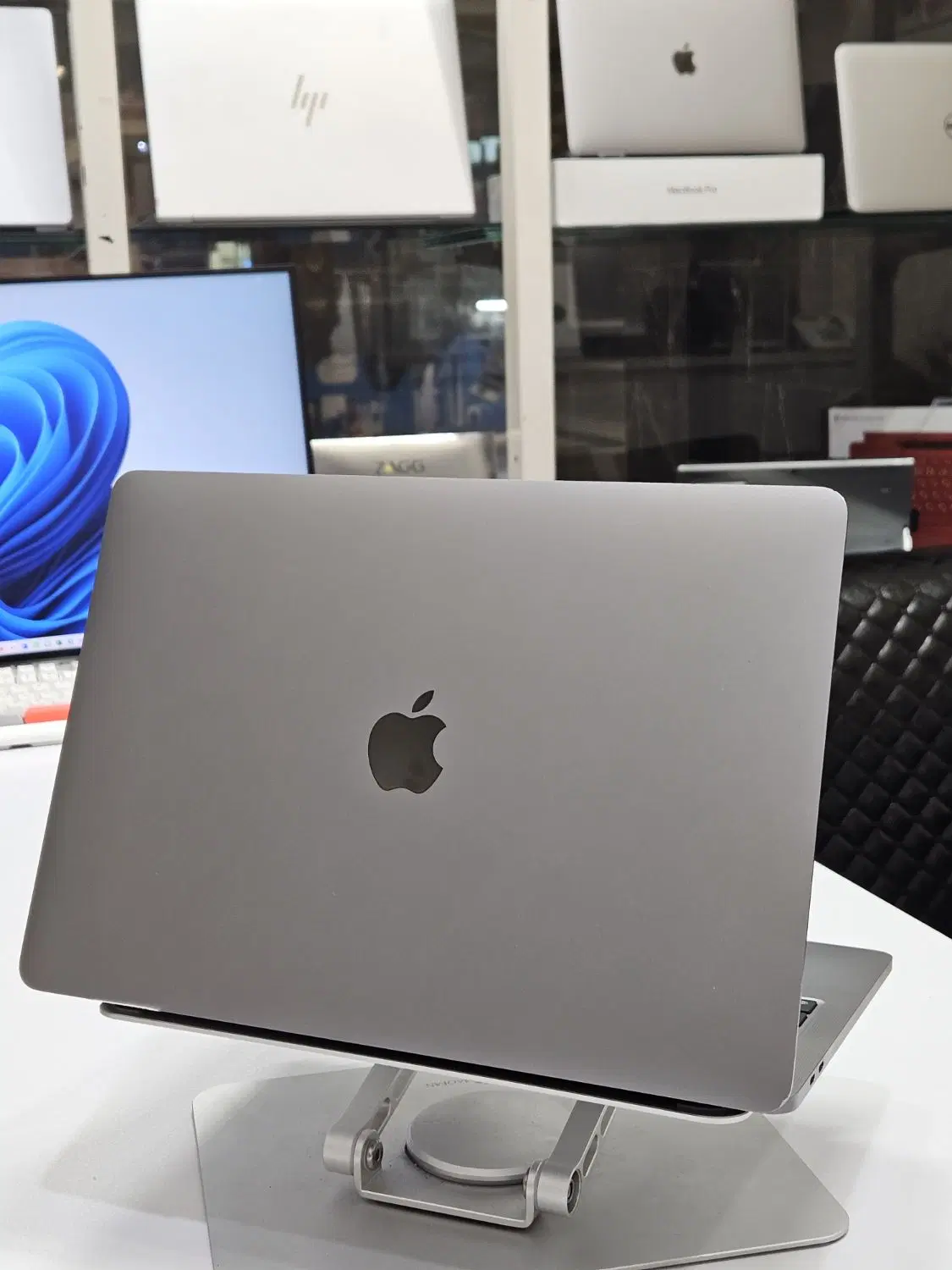 Apple MacBook Pro M1 A2338 2020 13inch|رایانه همراه|تهران, فلسطین (میدان انقلاب)|دیوار