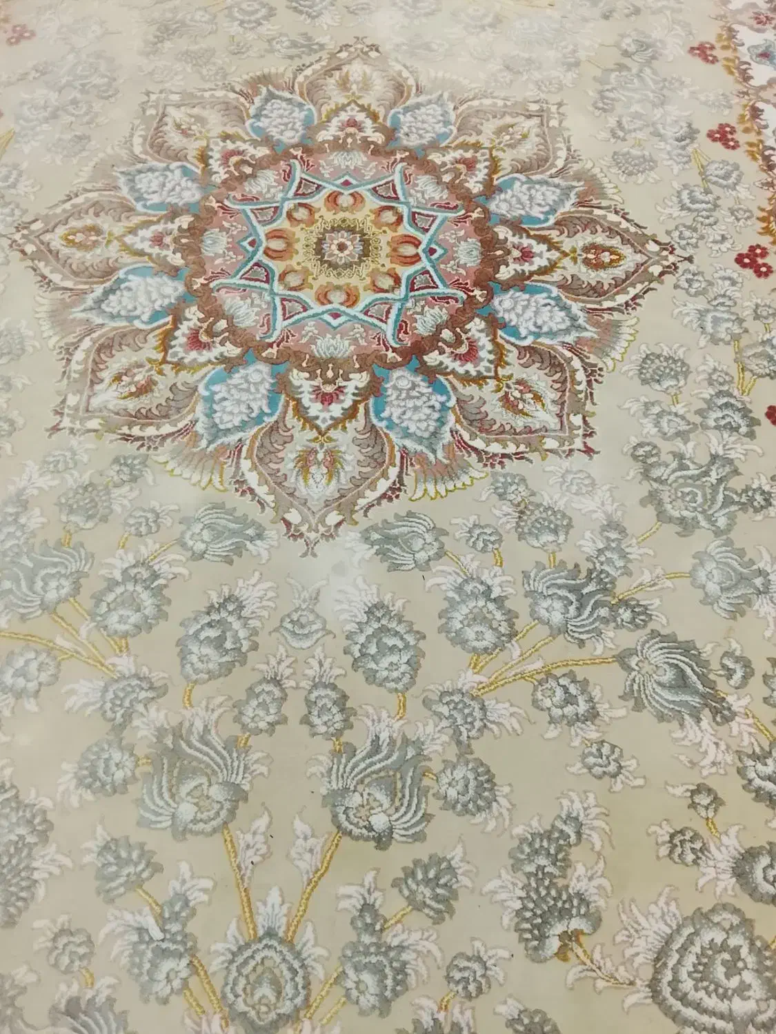 فرش 700شانه تراکم 2150 درجه یک صادراتی گل برجسته|فرش|تهران, سازمان برنامه جنوبی|دیوار