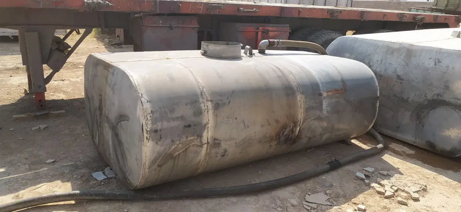 منبع فلزی ۵۰۰۰ لیتری|ماشینآلات صنعتی|شیراز, منطقه ویژه اقتصادی|دیوار