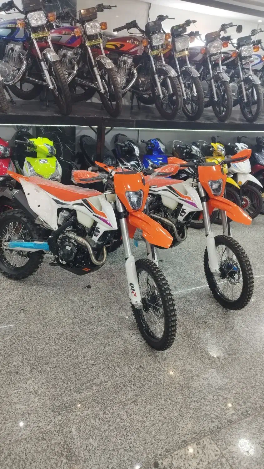 وای بی 250. yb250|موتورسیکلت|خمینی‌شهر, |دیوار