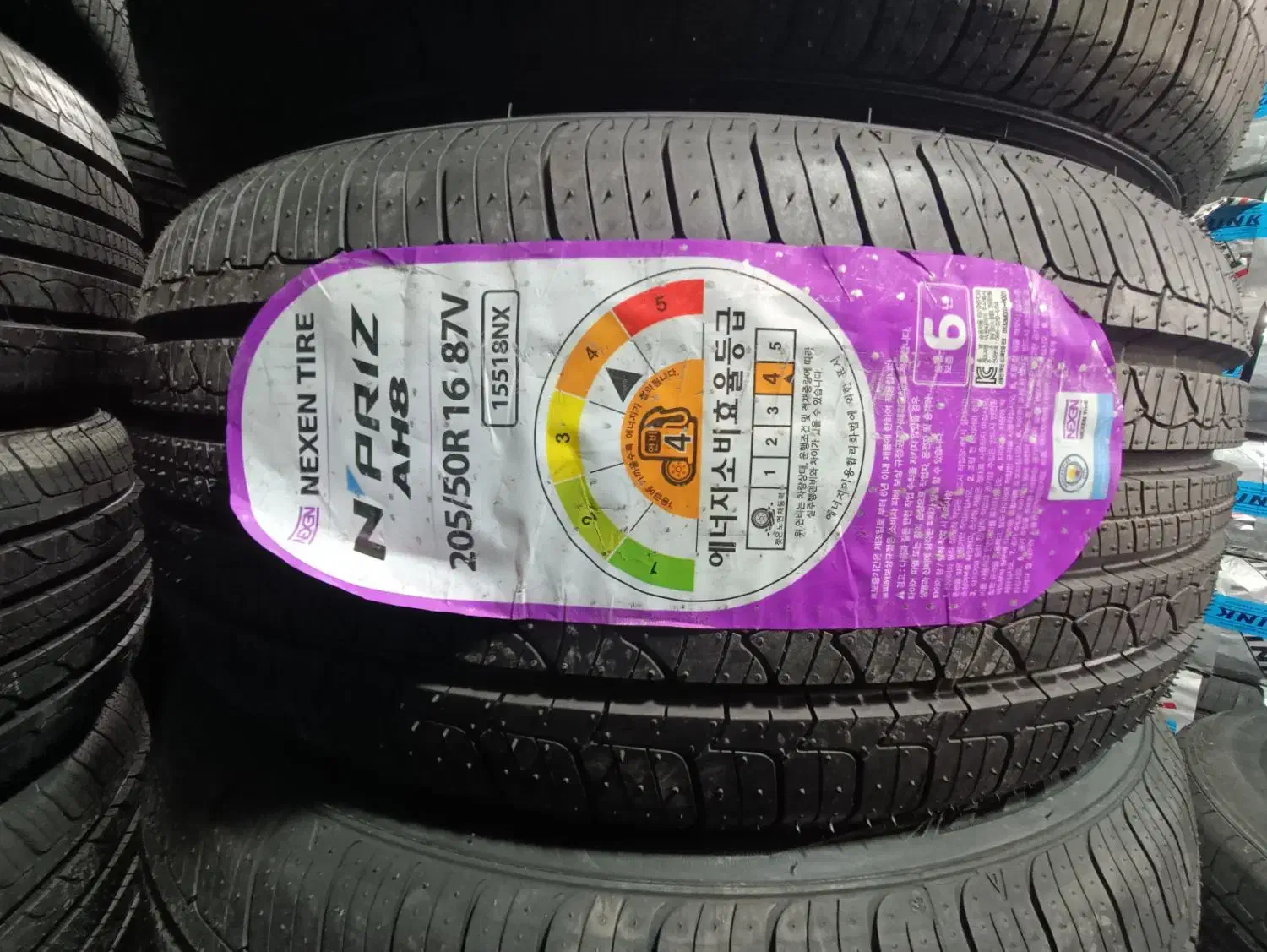 لاستیک سواری و شاسی نکسن|قطعات یدکی و لوازم جانبی|شیراز, گلکوب|دیوار