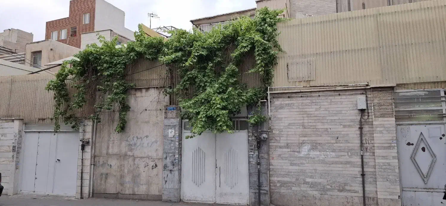 خانه ی حیاط دار|فروش خانه و ویلا|تهران, مظاهری|دیوار