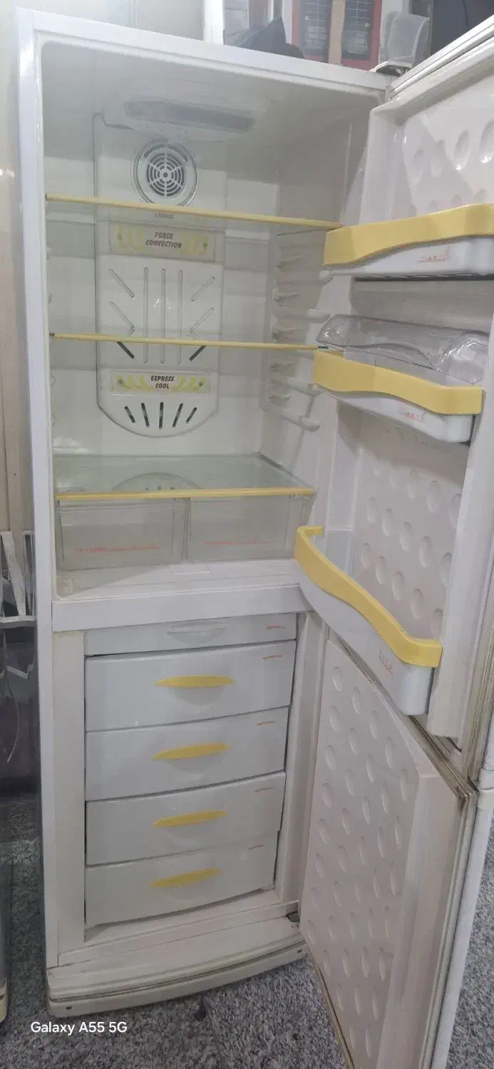 یخچال فریزر سایوان بدون برفک تمیز|یخچال و فریزر|تهران, جوادیه تهرانپارس|دیوار