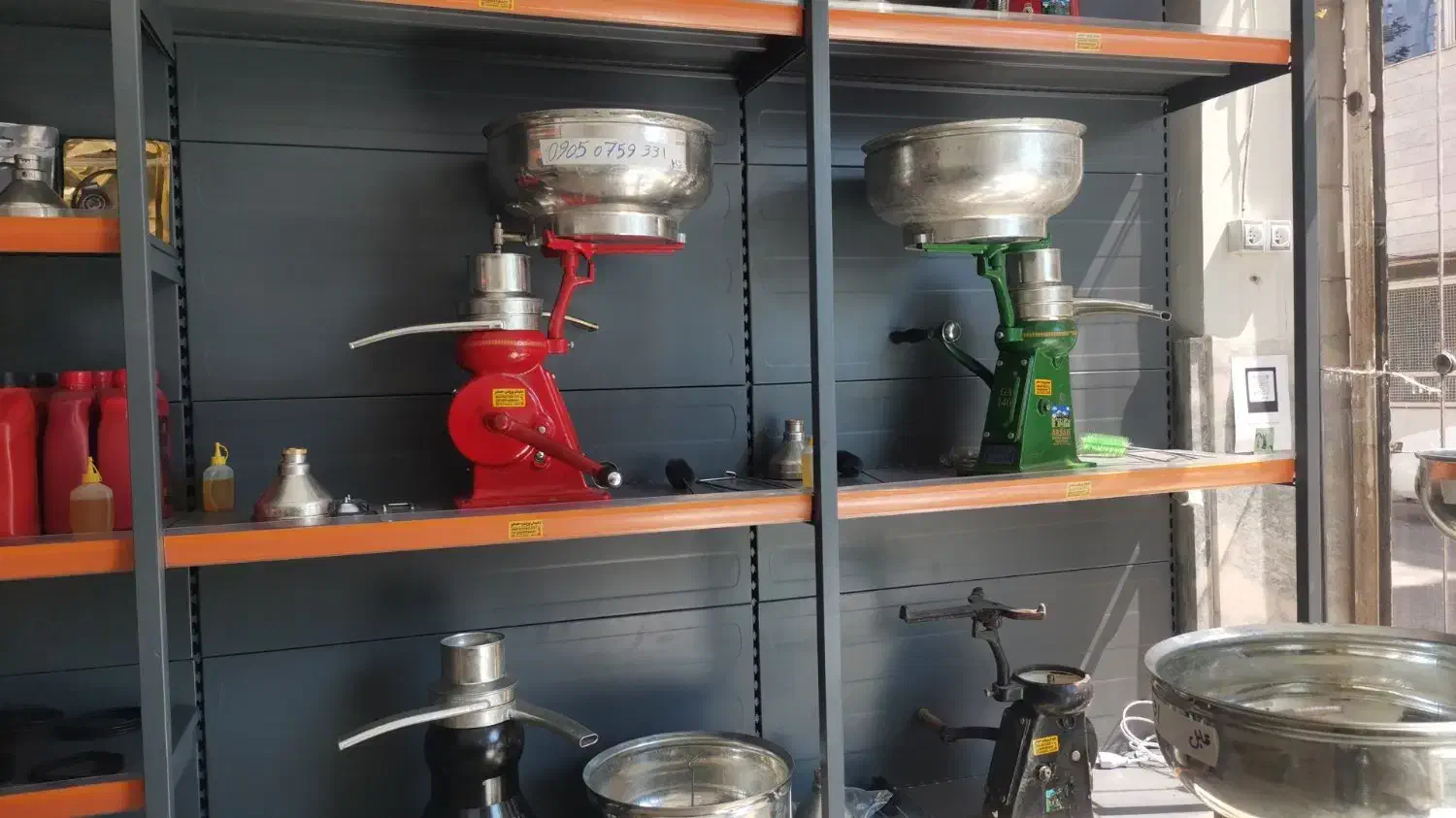 چرخ شیر 140 خامه گیر دستی ترک ماشین شیر عشایر کره|ماشین‌آلات صنعتی|مشهد, شهرک امام هادی (شهرک غرب)|دیوار