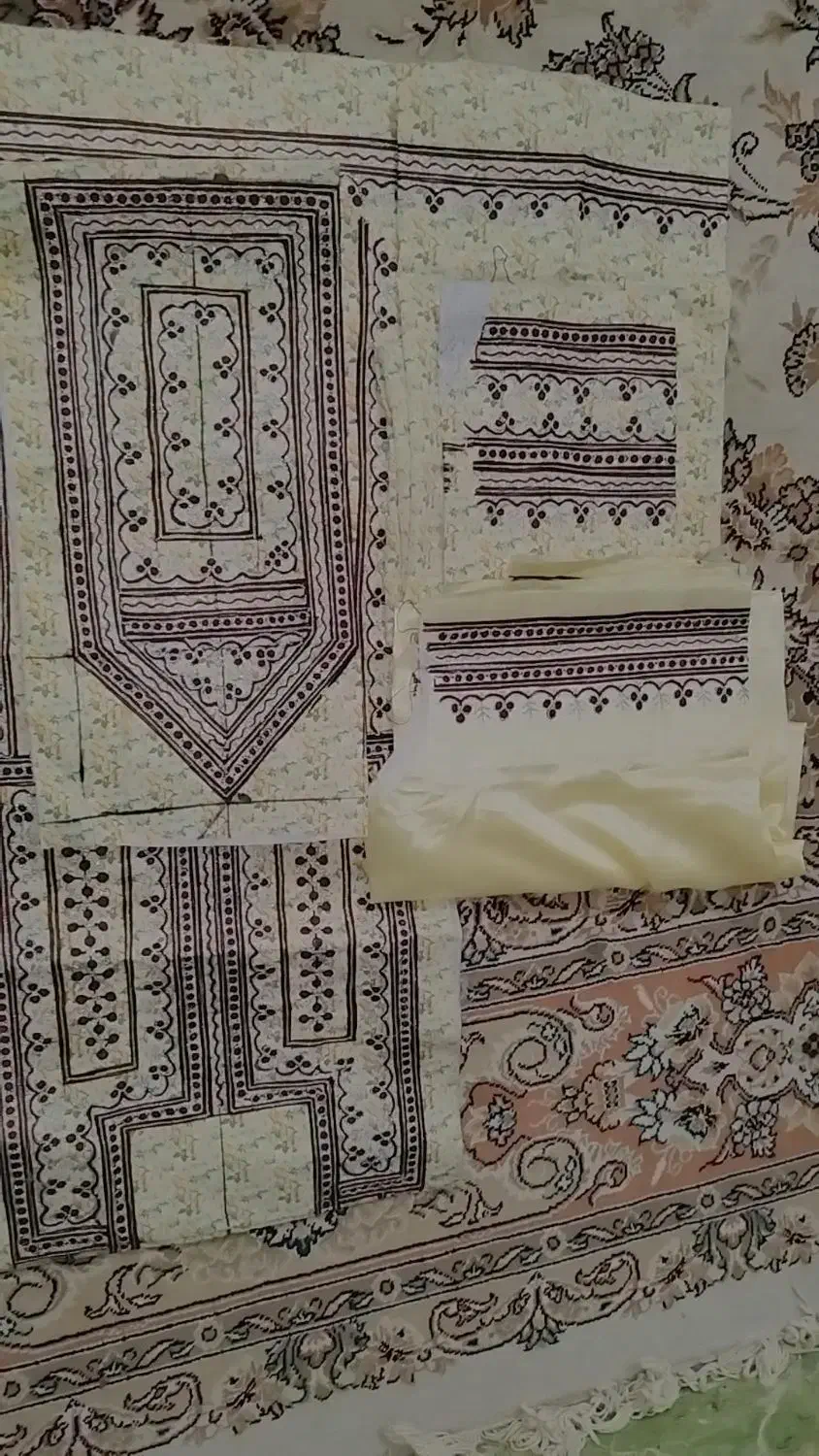 لباس بچگانه|کفش و لباس بچه|چابهار, |دیوار