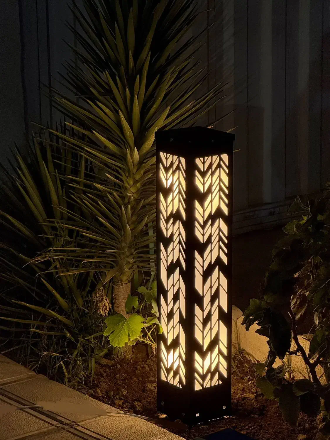 چراغ پارکی،چمنی،ویلایی،فضای باز|لامپ و چراغ|تهران, صادقیه|دیوار