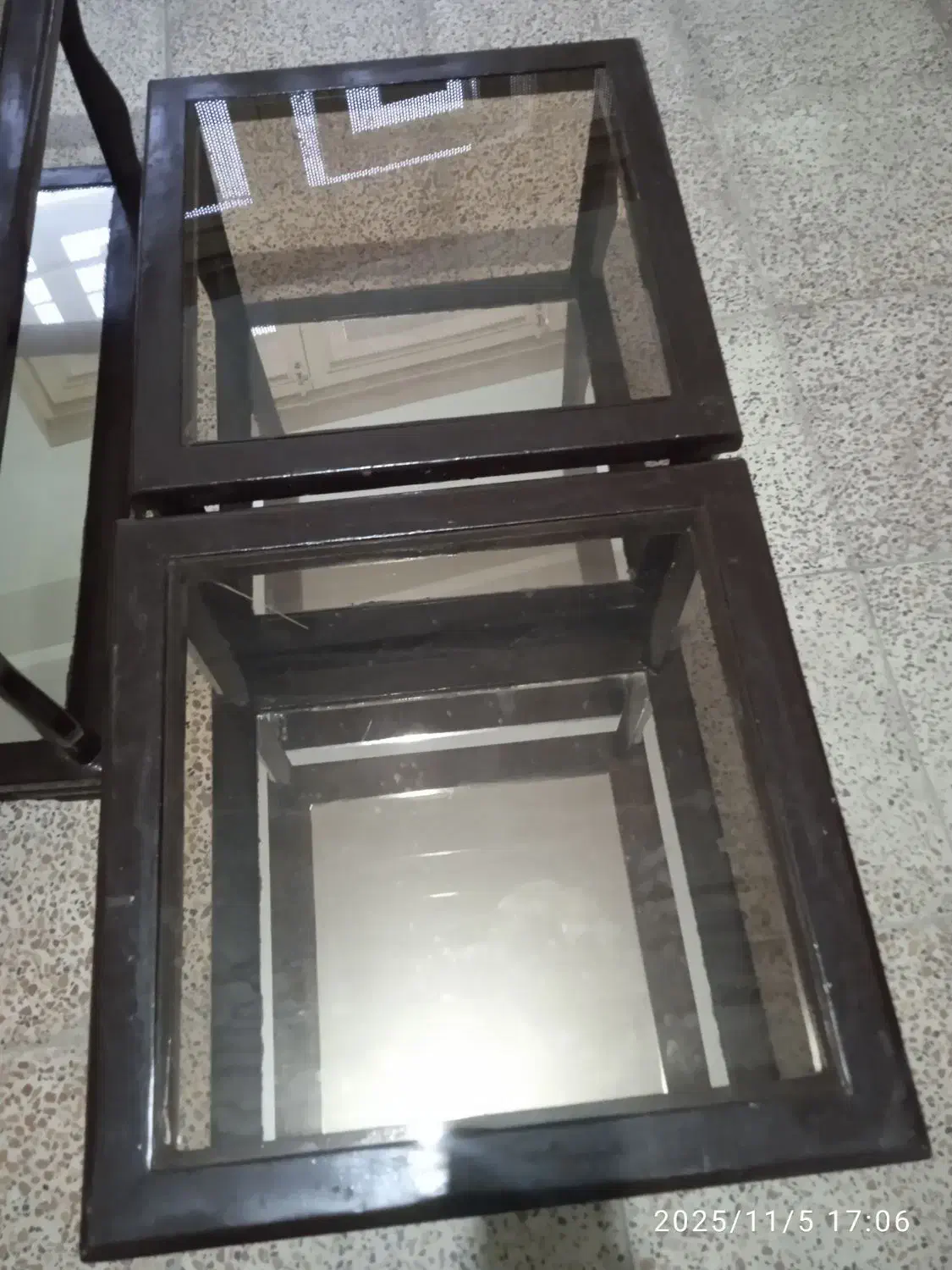 جلو مبلی شیشه ای سایز بزرگ|مبلمان خانگی و میز عسلی|وحیدیه, |دیوار