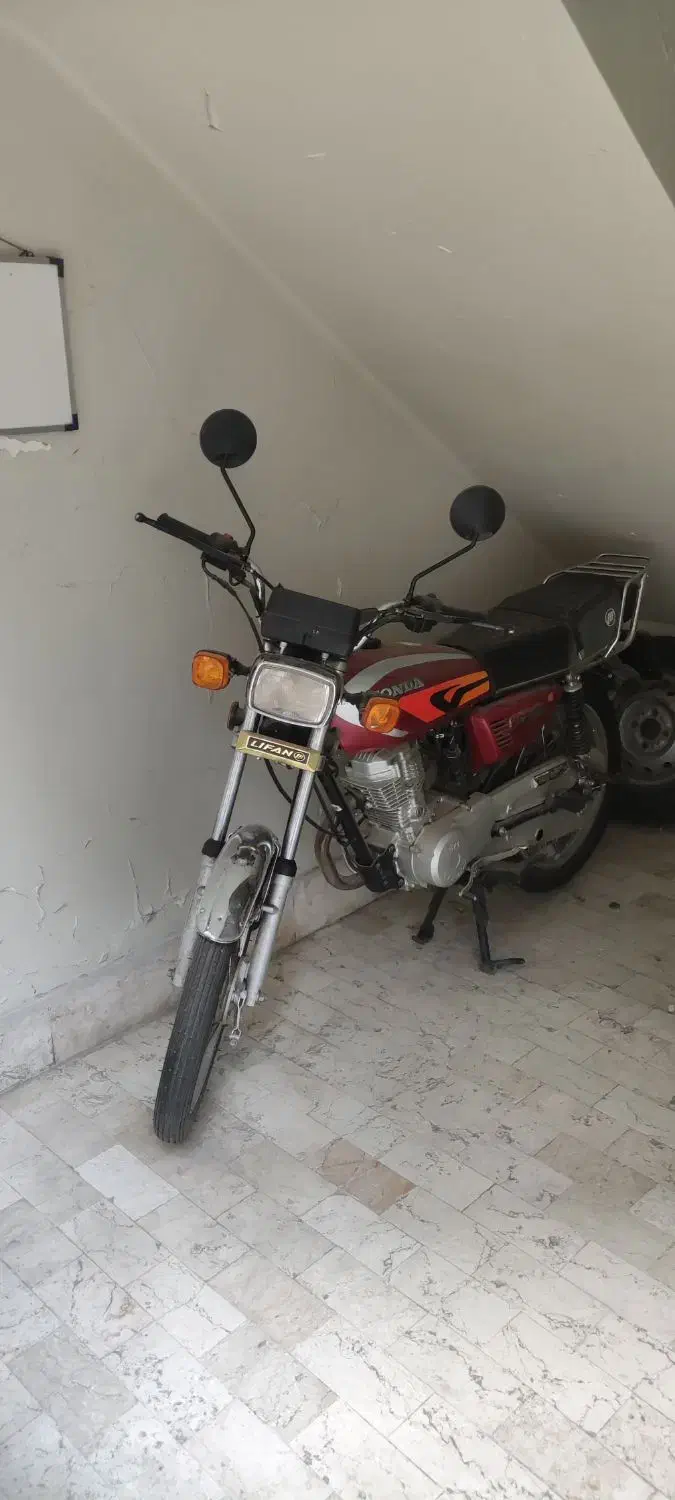 هندا ۱۲۵ سی جی مدل ۱۴۰۱|موتورسیکلت|تهران, هلال احمر|دیوار