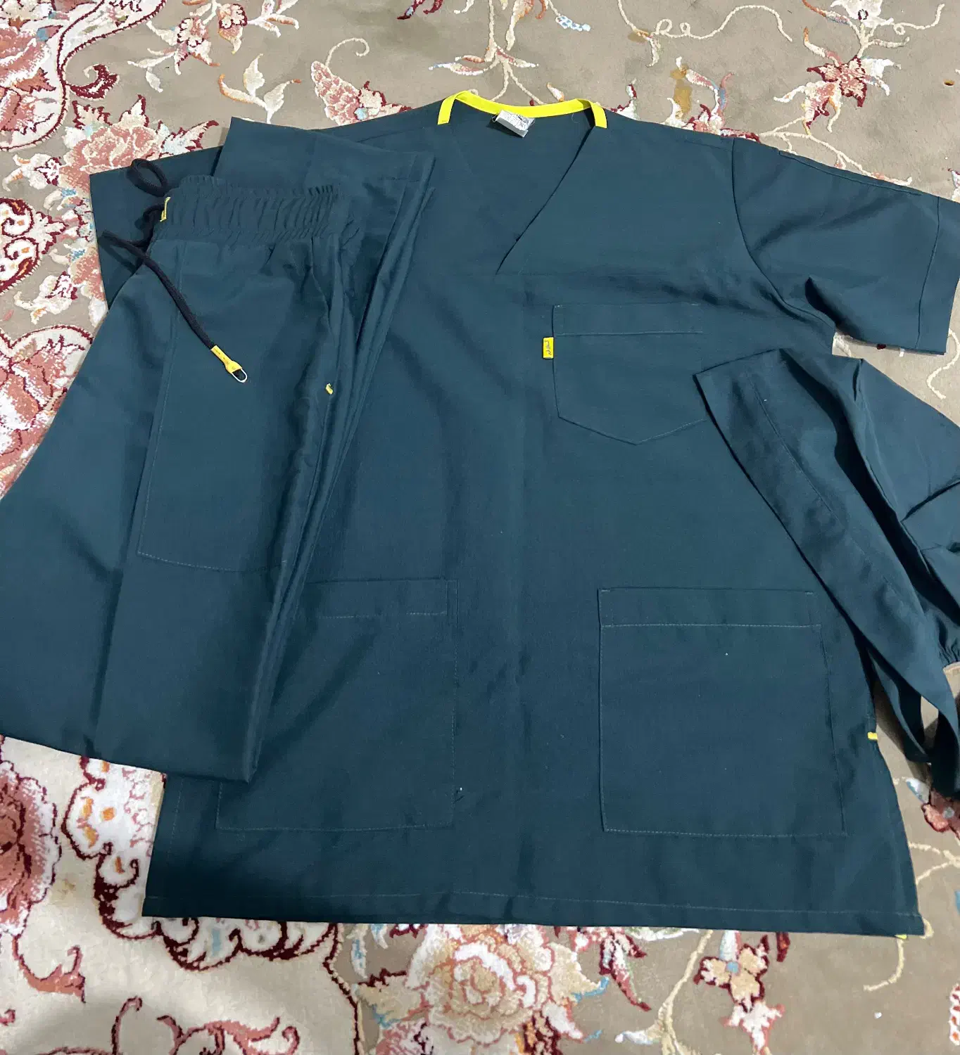 فرم دندانپزشکی سایز ۳۴|لباس|اهواز, سپیدار|دیوار