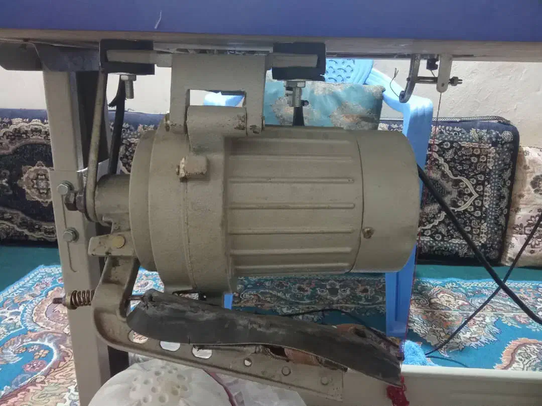 چرخ خیاطی|چرخ خیاطی و ریسندگی|دامن, |دیوار