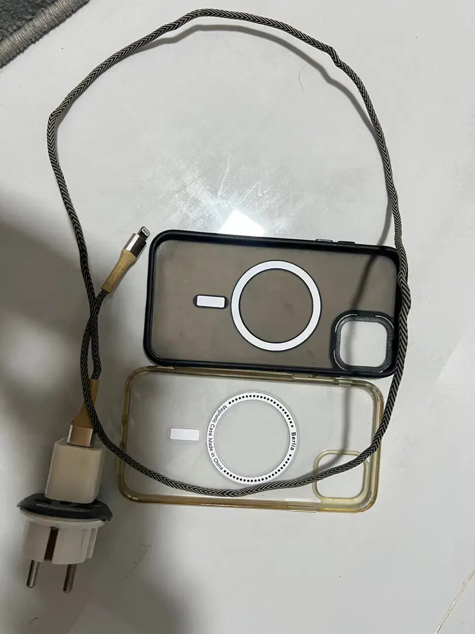 کاور ایفون ۱۱و شارژر سری نو|لوازم جانبی موبایل و تبلت|شیراز, شهرک گلستان|دیوار