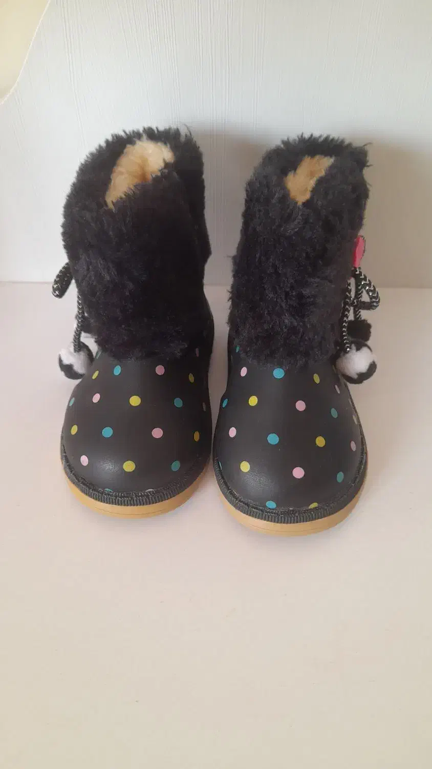 پوتین بچگانه|کفش و لباس بچه|تهران, زرکش|دیوار