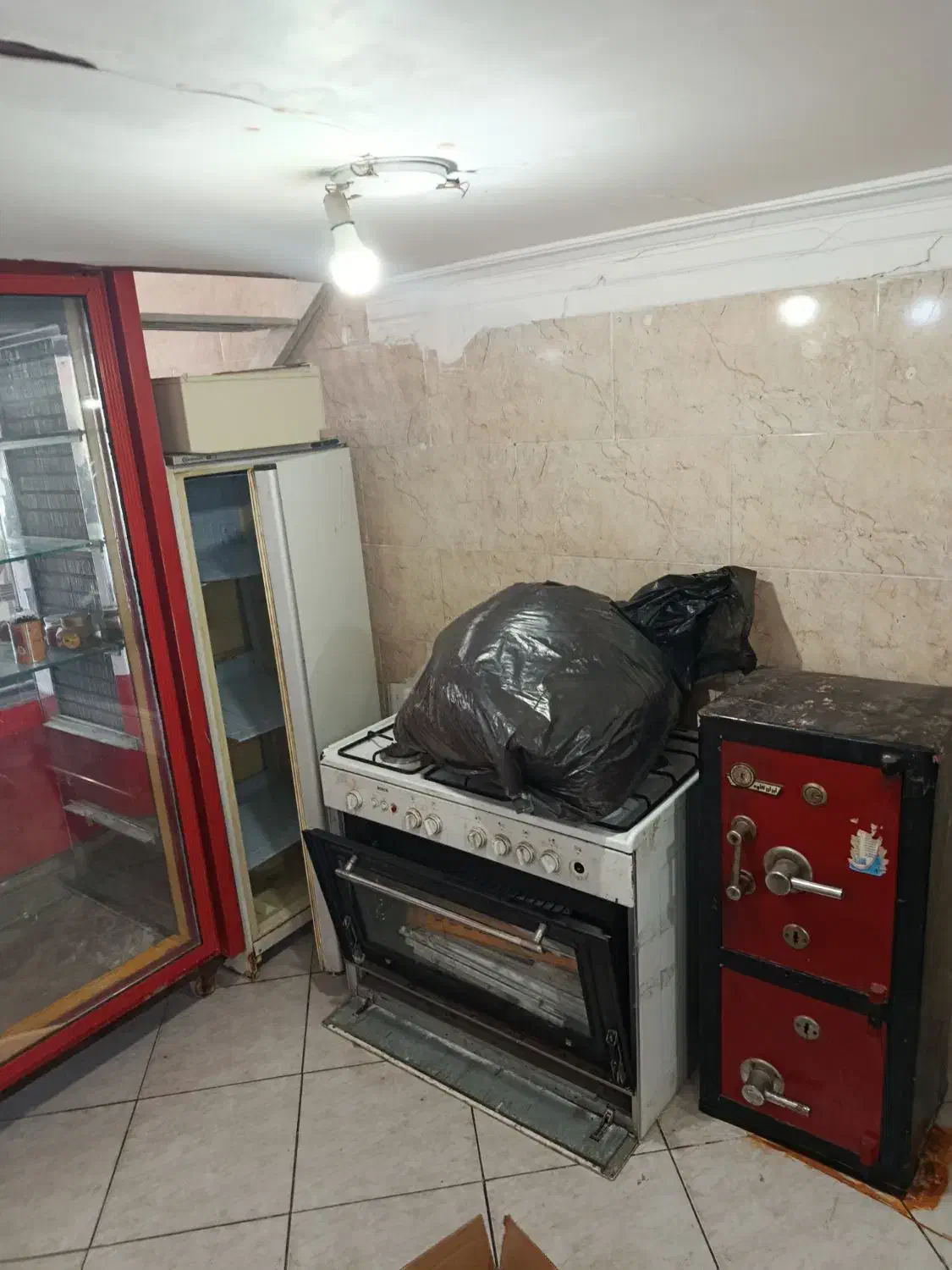 یخچال ویترینی دو درب عمق بزرگ|یخچال و فریزر|یزد, |دیوار