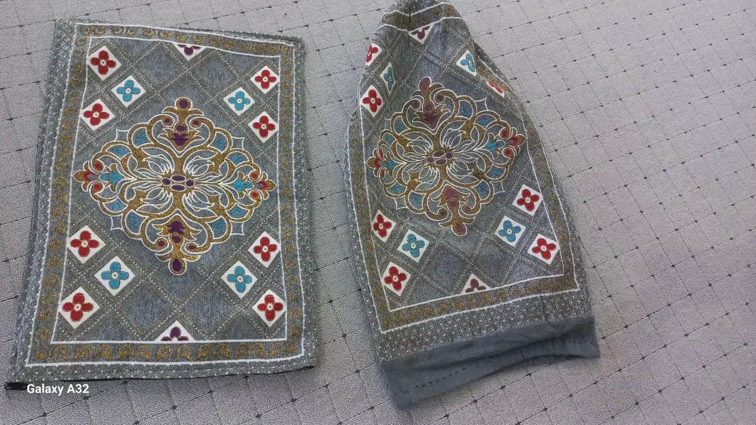 تعدادی رو بالشی و متکا و نشیمن|رختخواب، بالش، پتو|ایذه, |دیوار