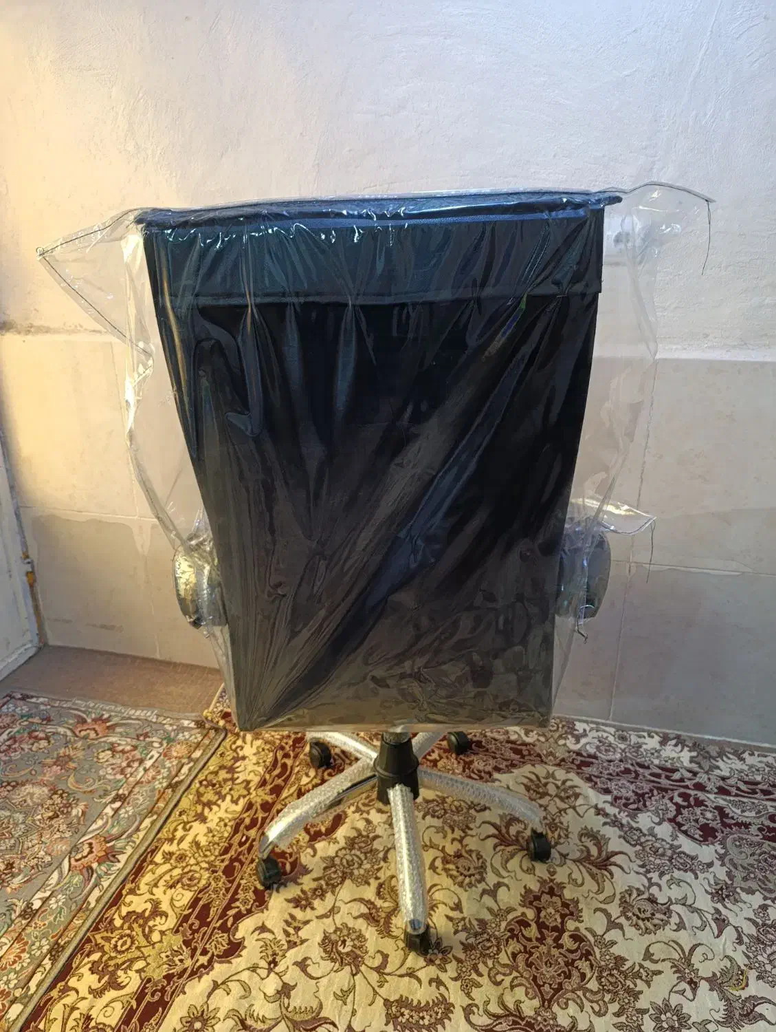 صندلی چرخ دار|دفتر کار|درگهان, |دیوار