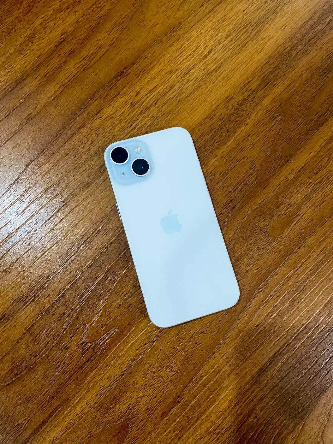 ایفون ۱۵ نرمال در حد نو ۲۵۶|موبایل|سمنان, |دیوار