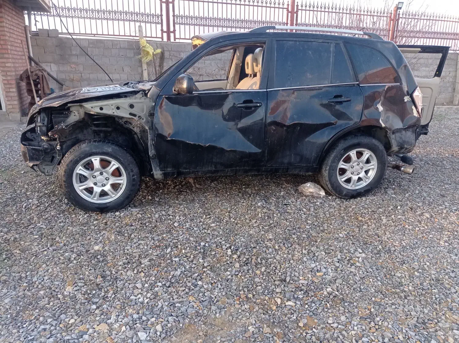 x33تصادفی|خودرو سواری و وانت|میاندوآب, |دیوار