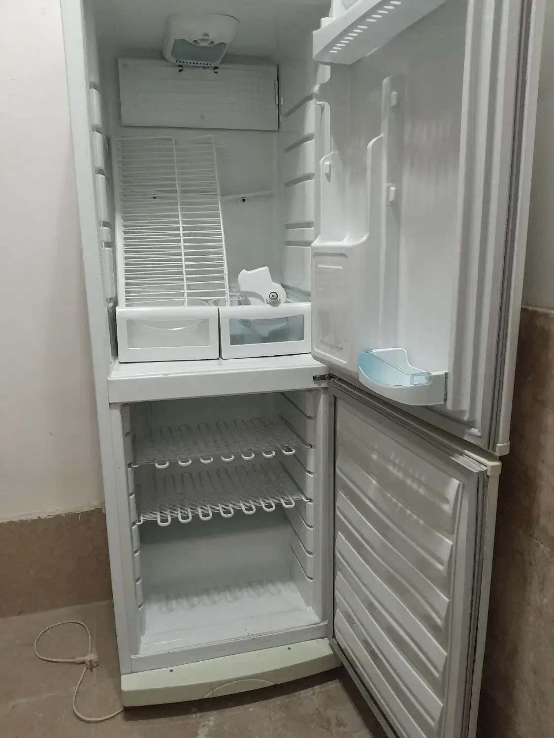 یخچال|یخچال و فریزر|مشهد, سجاد شهر|دیوار