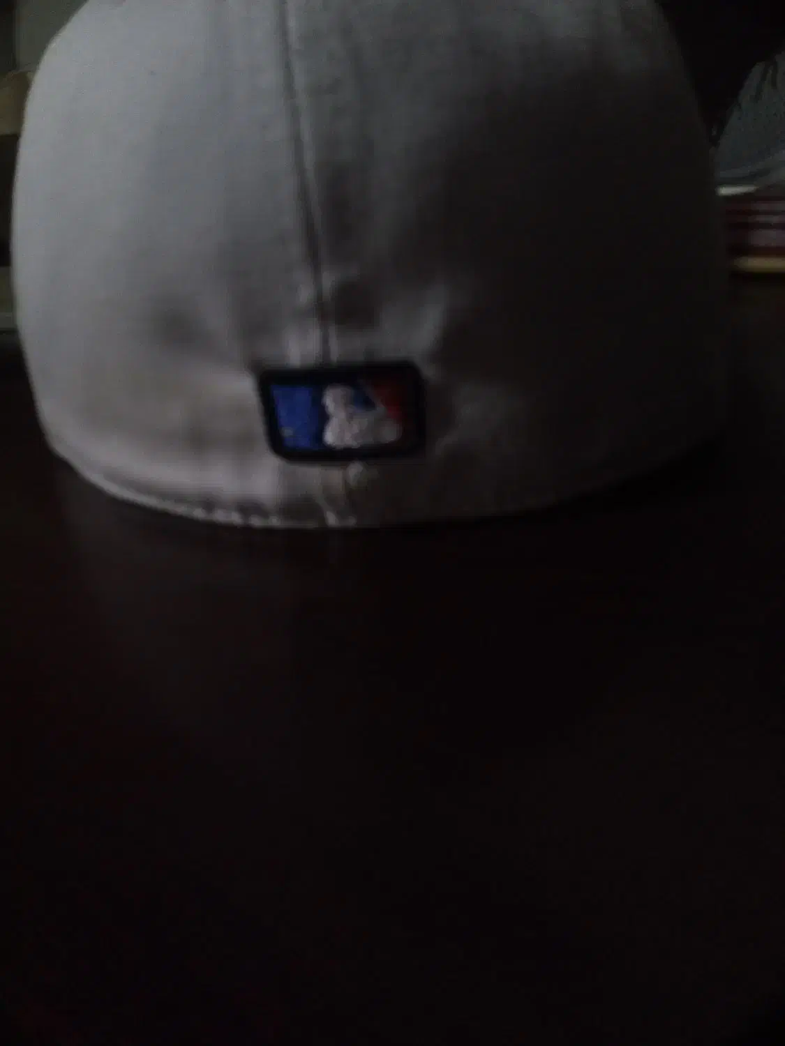 کلاه بک فیت|لباس|رشت, رشتیان|دیوار