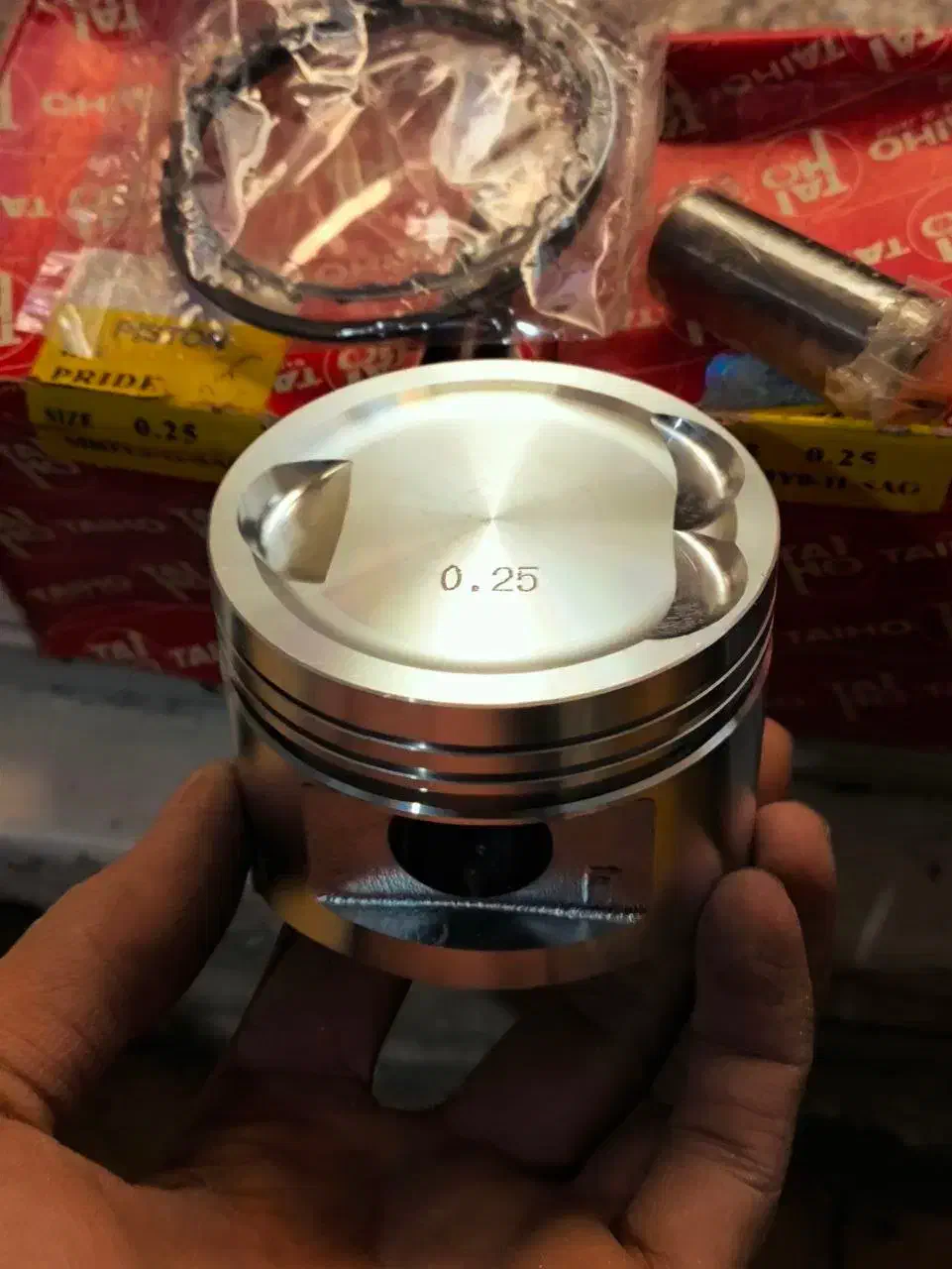 پیستون اورجینال پراید ژاپنی مافلر منبع اگزوز وکتور|قطعات یدکی و لوازم جانبی|اسلام‌شهر, شهرک قائمیه|دیوار