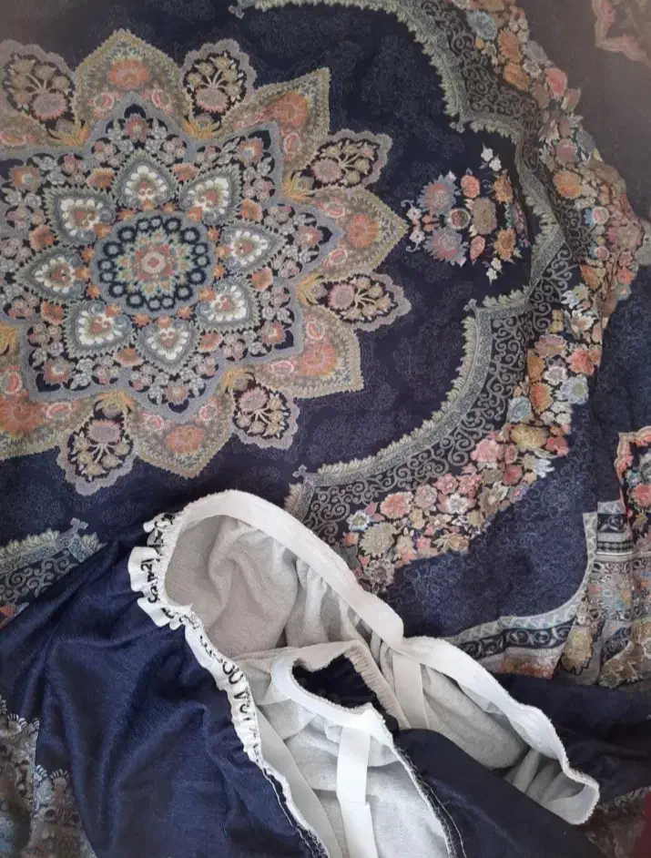 یکجفت روفرشی مخمل شانل دورکش آکبند ونو ۴۵۰۰ تومان|روفرشی|اردبیل, |دیوار