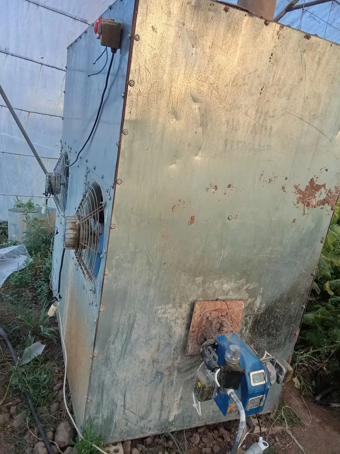 جت هیتر کابینتی ۲۶۰هزار گلخانه|بخاری، هیتر، شومینه|باخزر, |دیوار